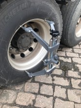 FIXADOR UNIVERAL CAMINHAO 03