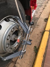 FIXADOR UNIVERAL CAMINHAO 08